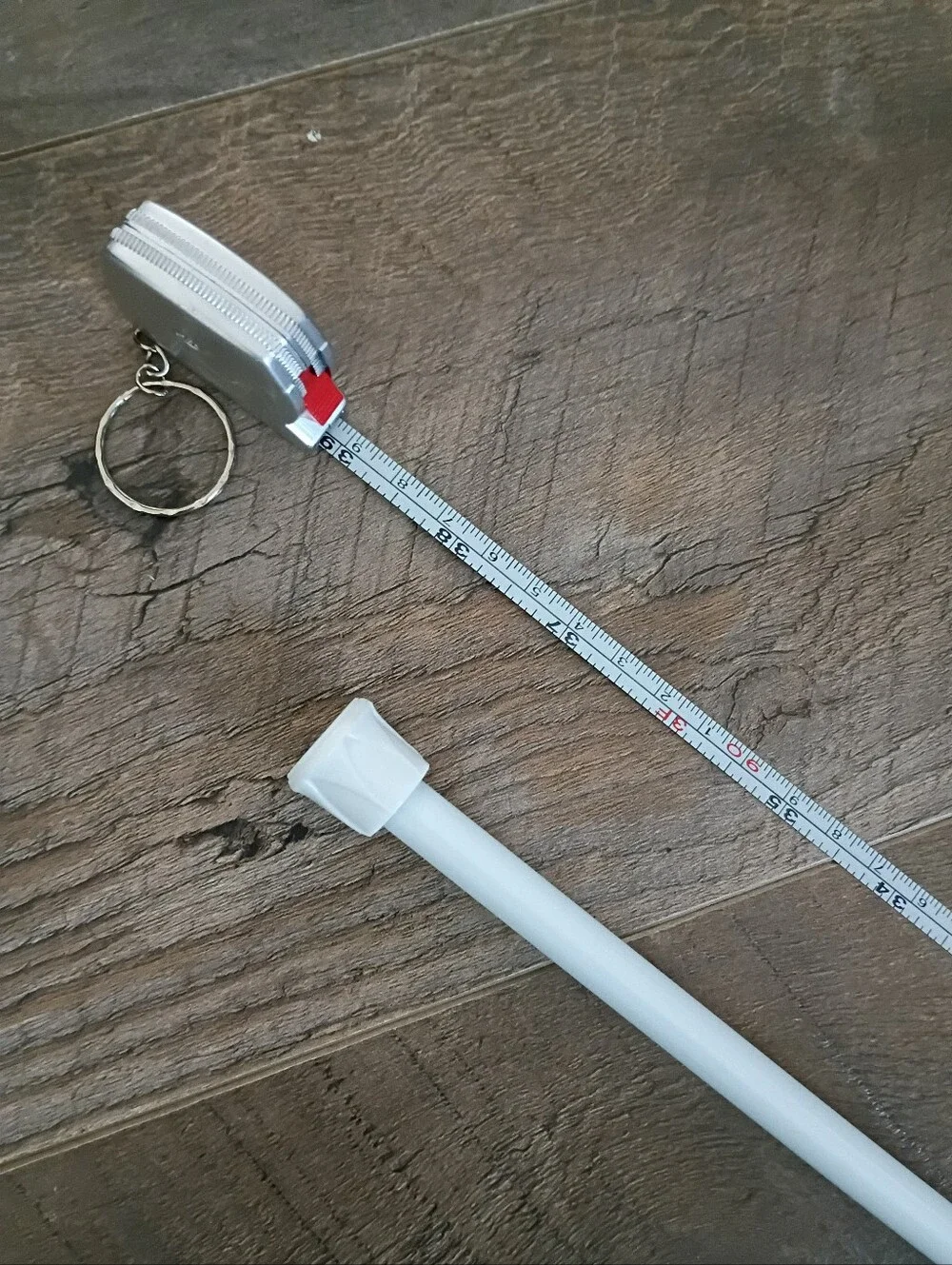 Set of 6 White Tension Curtain Rods 5/8